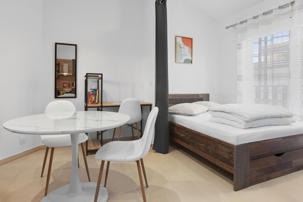 Moderne 4 - * Frejus